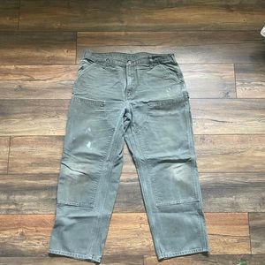 Vintage. Carharrt. Dungaree fit. Moss. Sz38